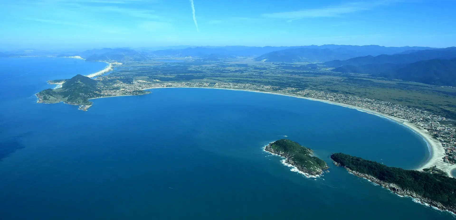 Vista aérea da Praia da Pinheira
